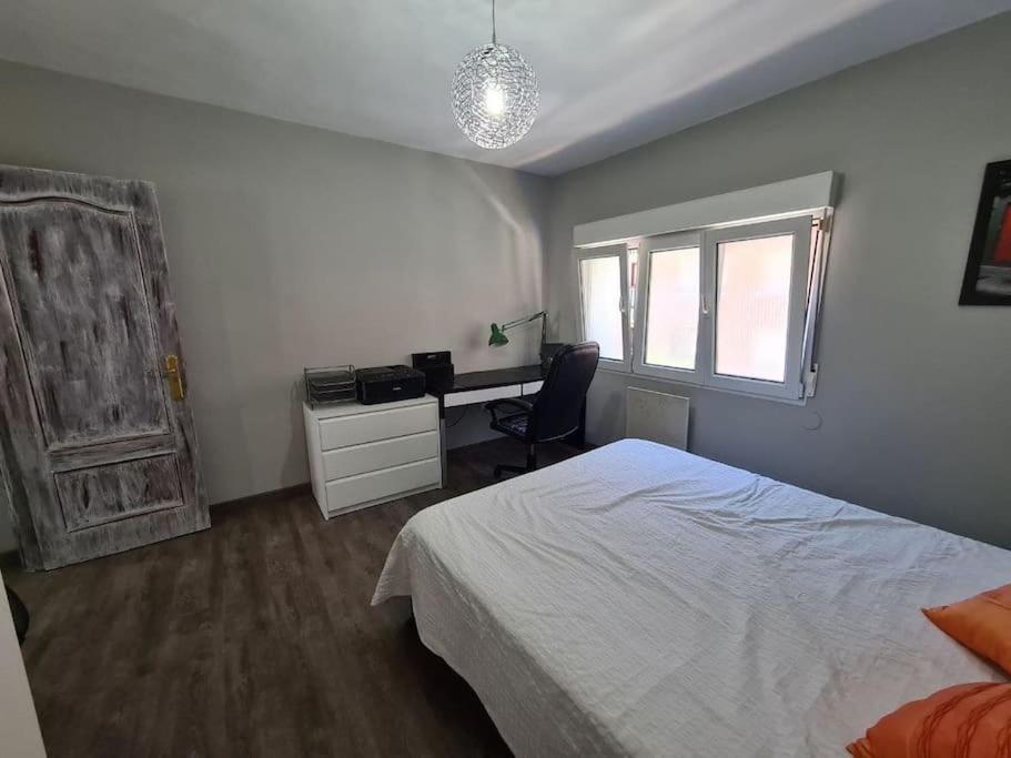 A Un Paso De La Playa, Amplio Apartamento Gijón Exteriör bild