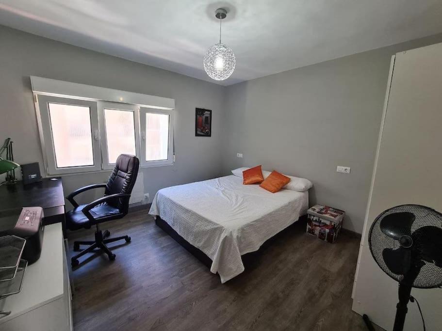 A Un Paso De La Playa, Amplio Apartamento Gijón Exteriör bild